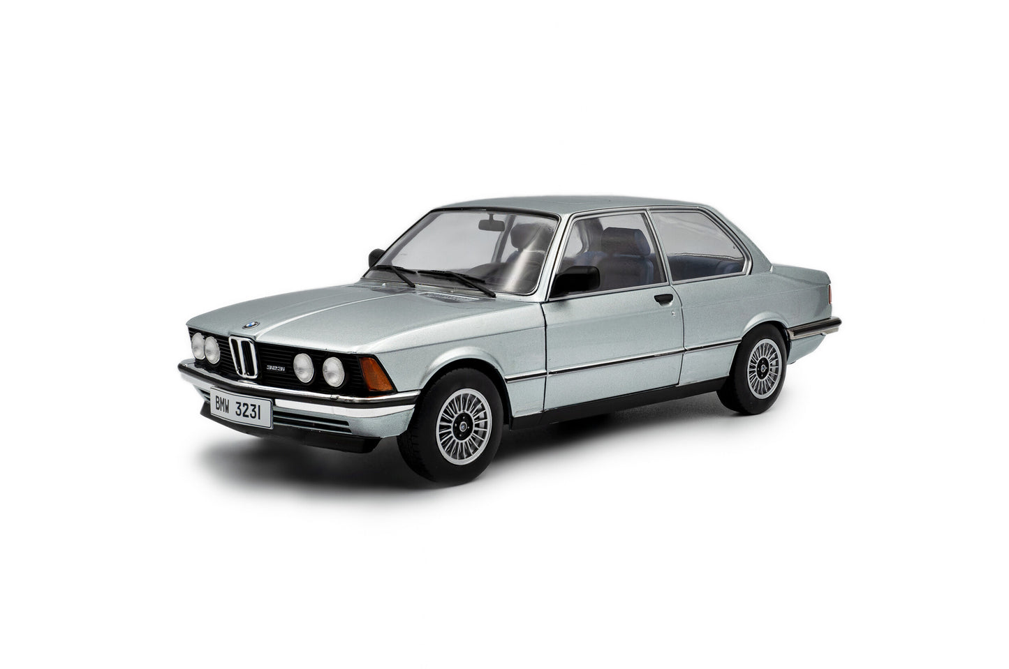 Macheta auto BMW E21 323i 1980 1:18 Solido