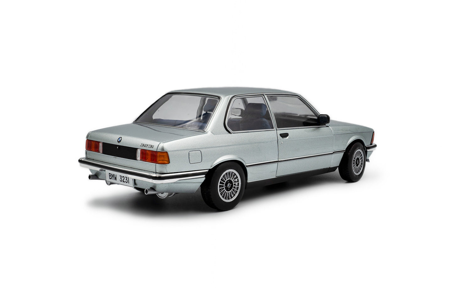 Macheta auto BMW E21 323i 1980 1:18 Solido