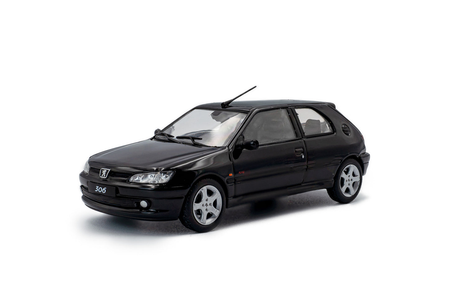 * Precomanda Macheta auto Peugeot 306 S16 – Onyx Black – 1994 1:43 Solido
