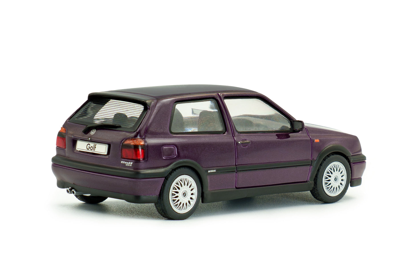 Macheta auto Volkswagen Golf MKIII VR6 – Dusty Mauve Pearl – 1994 1:43 Solido