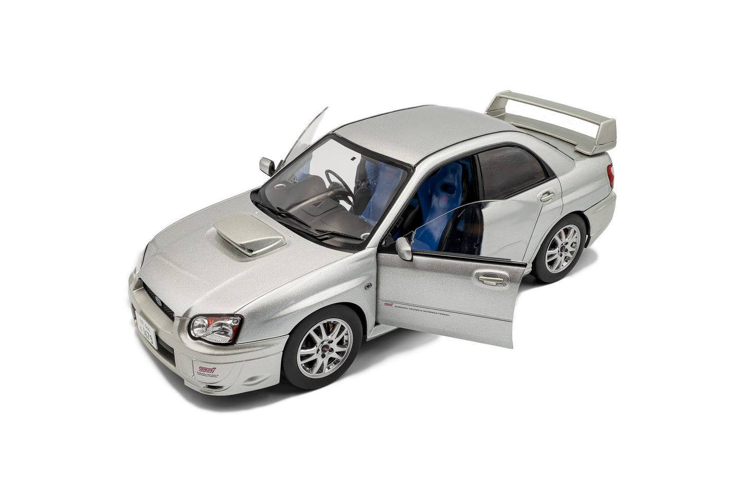 Subaru IMPREZA WRX STI – Premium Silver Effect – 2003 1:18 Solido model car