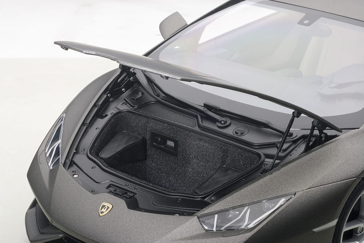 Macheta auto Lamborghini Huracan LP610-4 (2014) 1:12 AutoArt