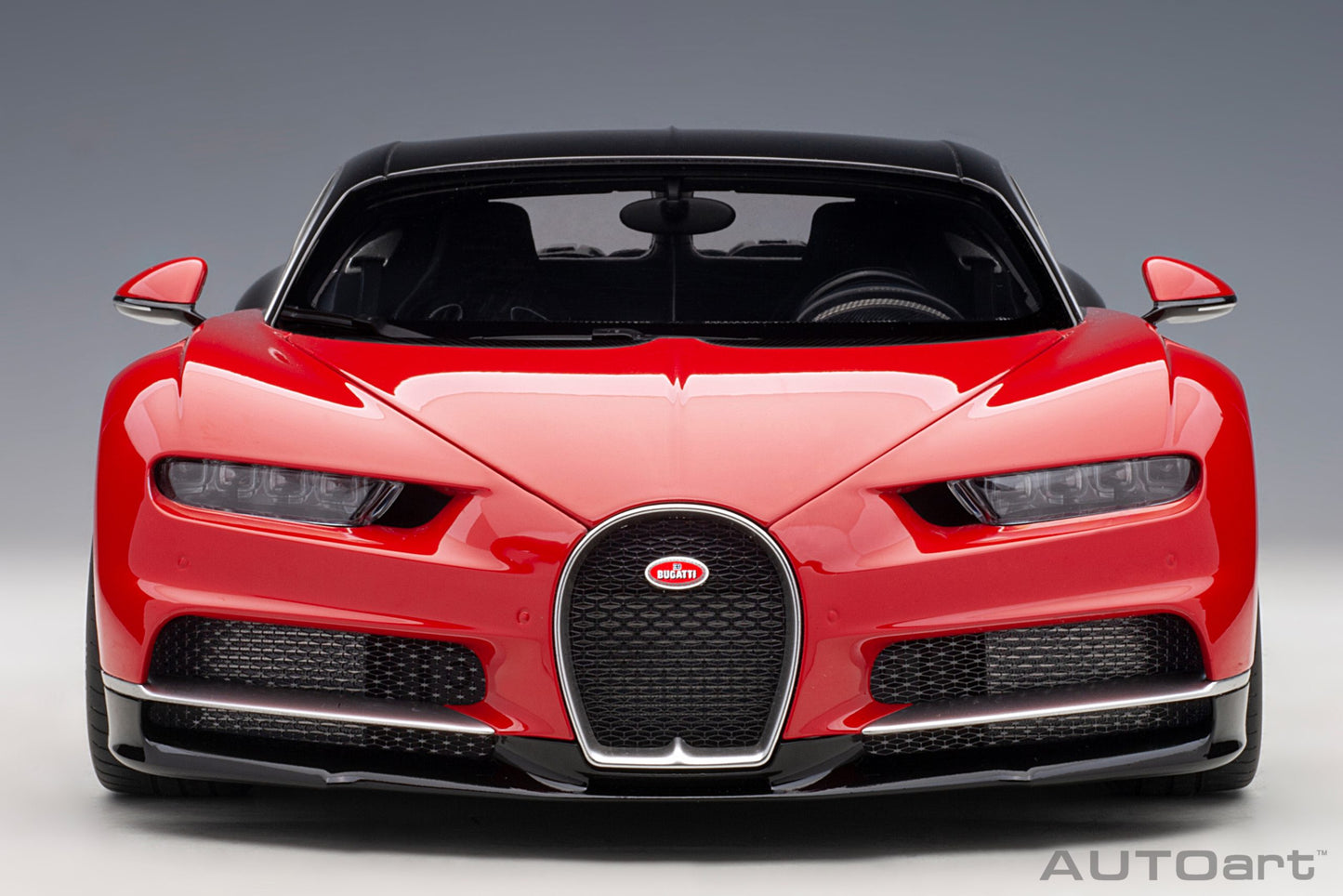 Macheta auto Bugatti Chiron (2017) 1:12 AutoArt