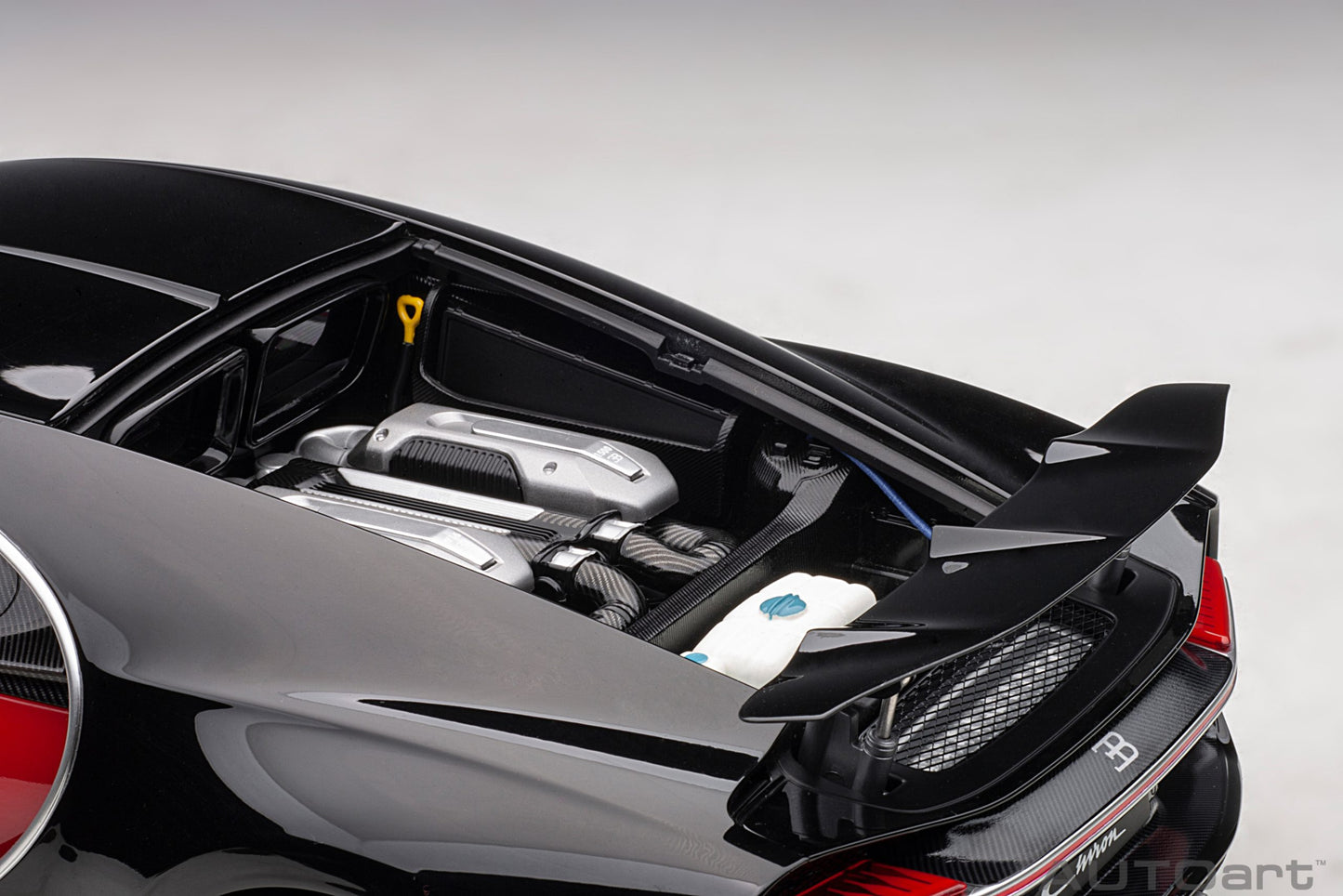 Macheta auto Bugatti Chiron (2017) 1:12 AutoArt