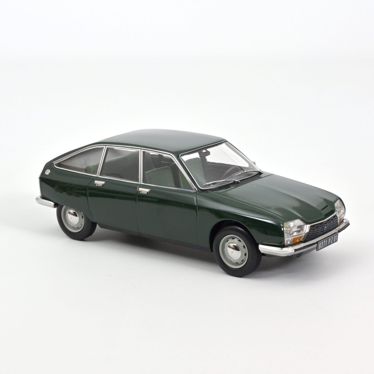 Macheta auto Citroen GS Club (1972) 1:18 Norev