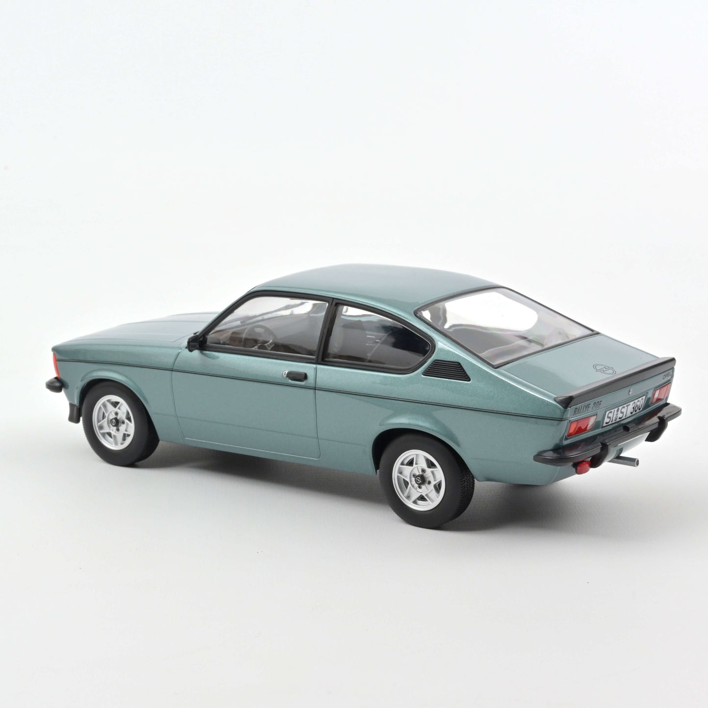 Opel Kadett Rallye Winterfest (1978) 1:18 Norev model car