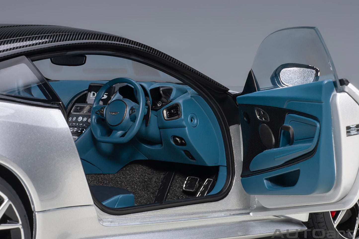 Macheta auto Aston Martin DBS Superleggera (2019) 1:18 AutoArt