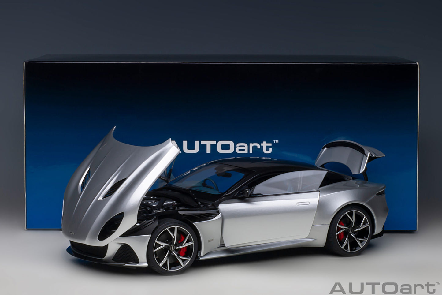 Macheta auto Aston Martin DBS Superleggera (2019) 1:18 AutoArt
