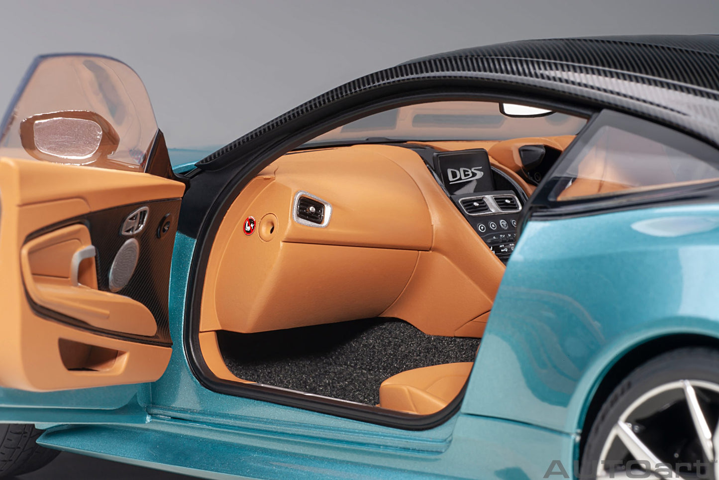 Macheta auto Aston Martin DBS Superleggera (2019) 1:18 AutoArt