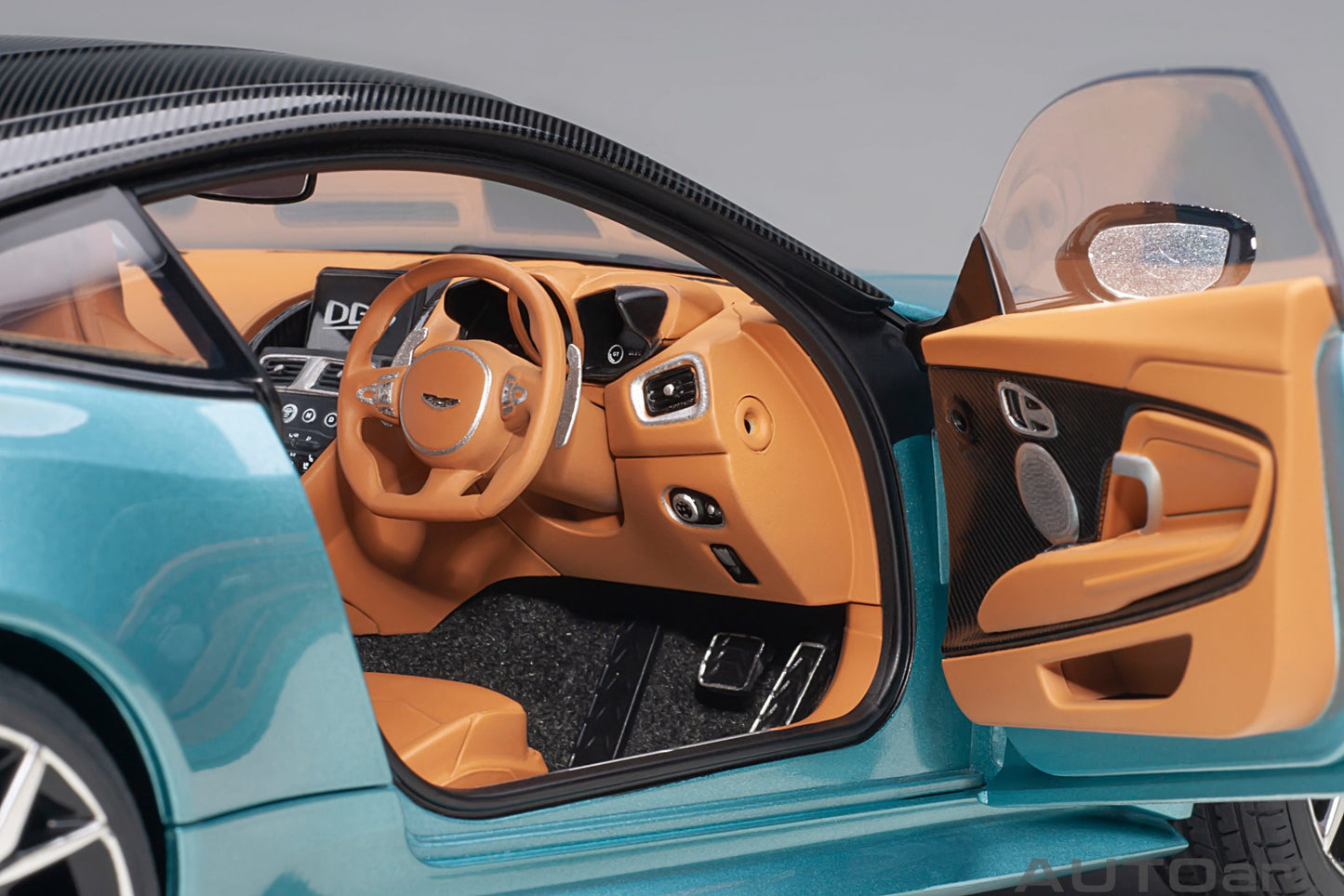 Macheta auto Aston Martin DBS Superleggera (2019) 1:18 AutoArt