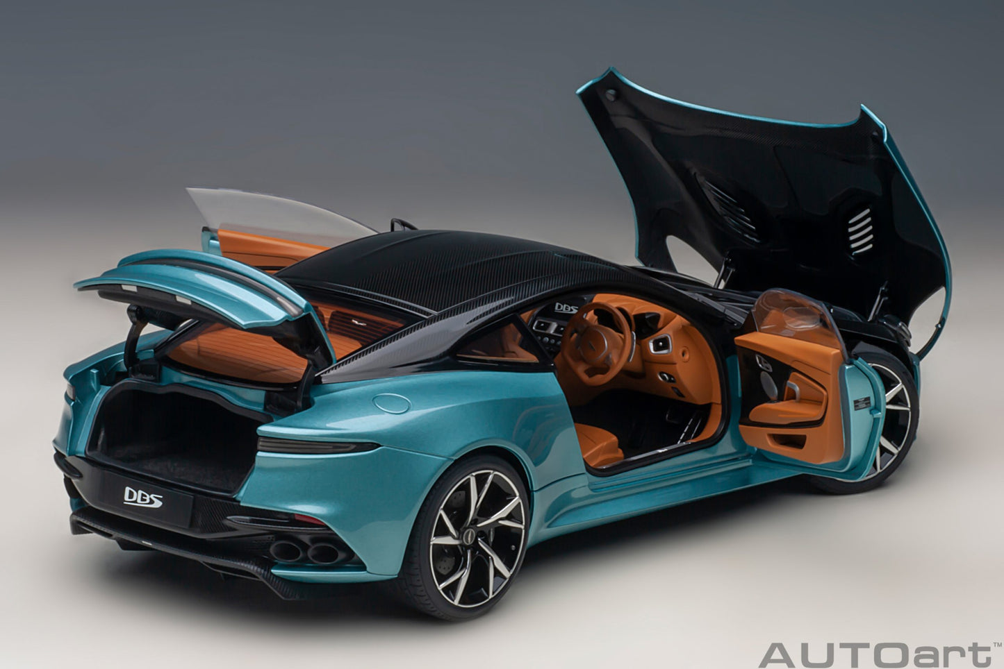Macheta auto Aston Martin DBS Superleggera (2019) 1:18 AutoArt