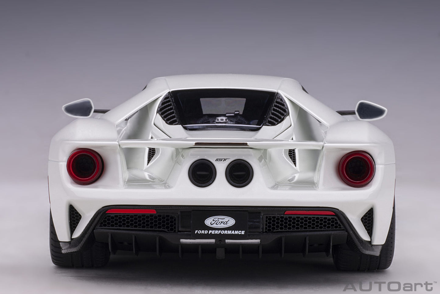 Macheta auto Ford GT (2017) 1:18 AutoArt