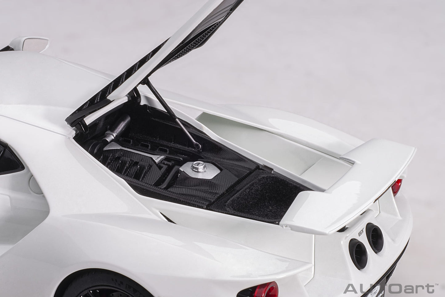 Macheta auto Ford GT (2017) 1:18 AutoArt