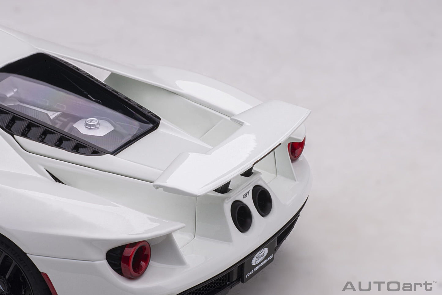 Macheta auto Ford GT (2017) 1:18 AutoArt