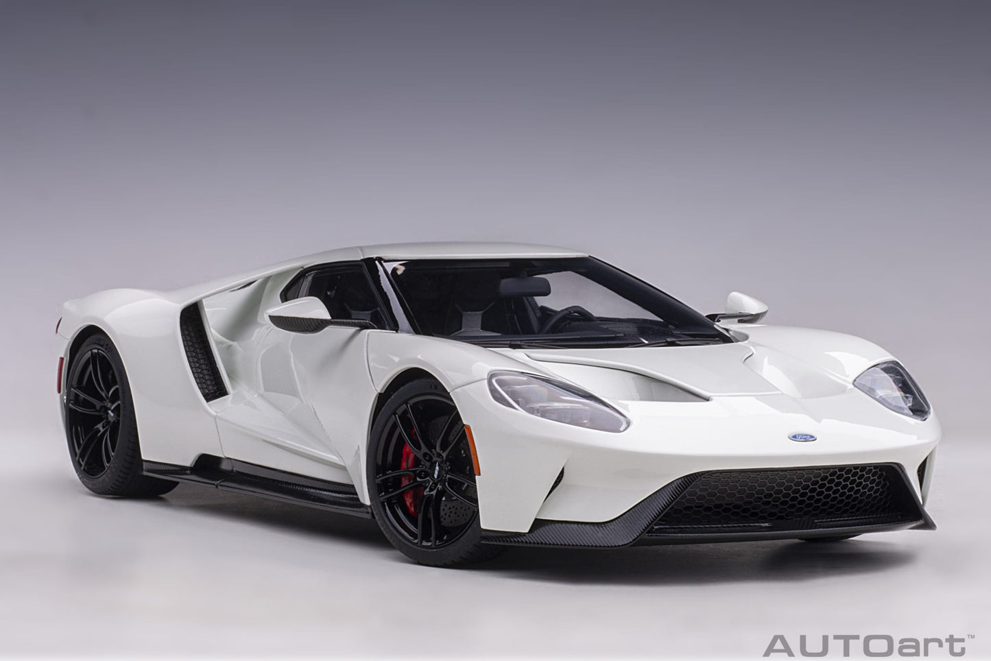 Macheta auto Ford GT (2017) 1:18 AutoArt