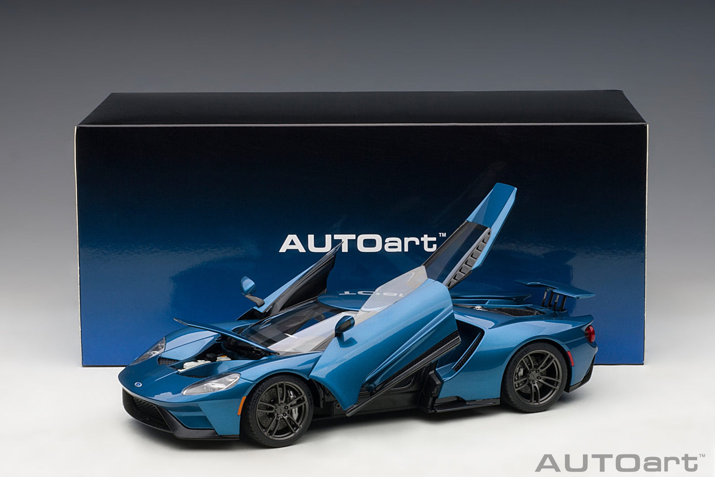 Ford GT (2017) 1:18 AutoArt model car