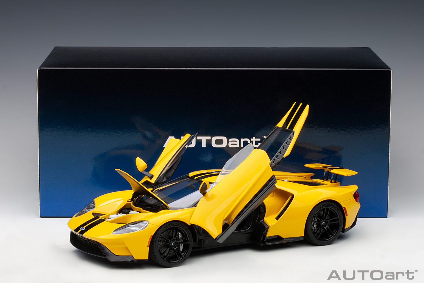Ford GT (2017) 1:18 AutoArt model car