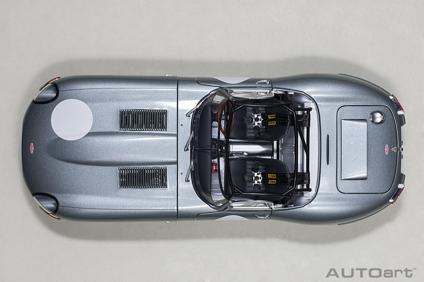 Macheta auto Jaguar Lightweight E-Type (2015) 1:18 AutoArt