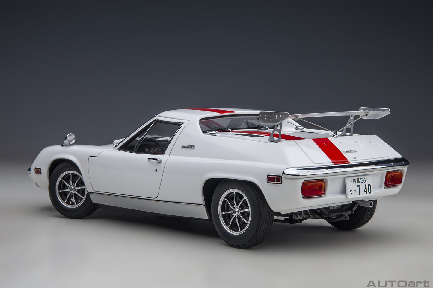 Macheta auto Lotus Europa Special “THE CIRCUIT WOLF” 1:18 AutoArt