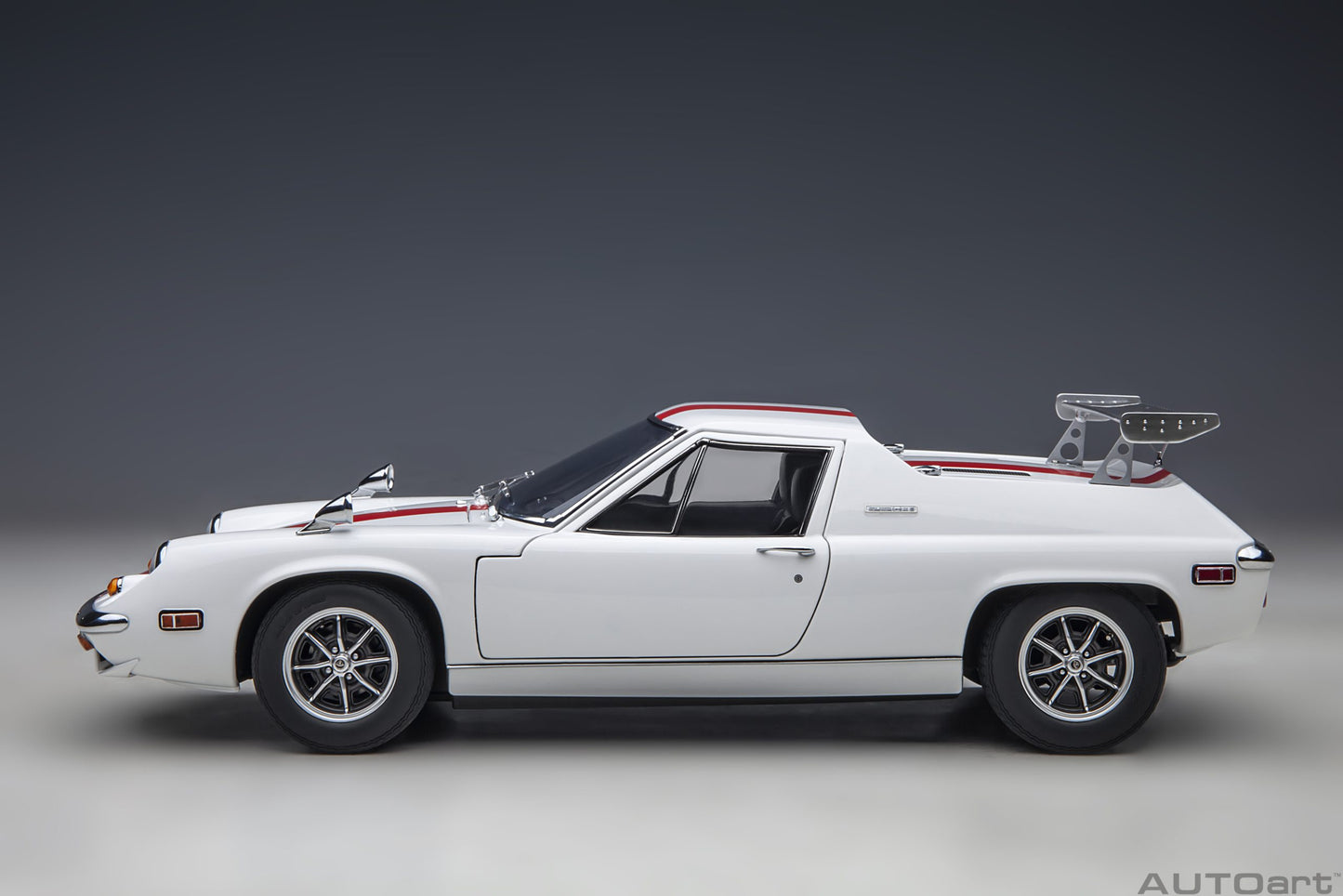 Macheta auto Lotus Europa Special “THE CIRCUIT WOLF” 1:18 AutoArt