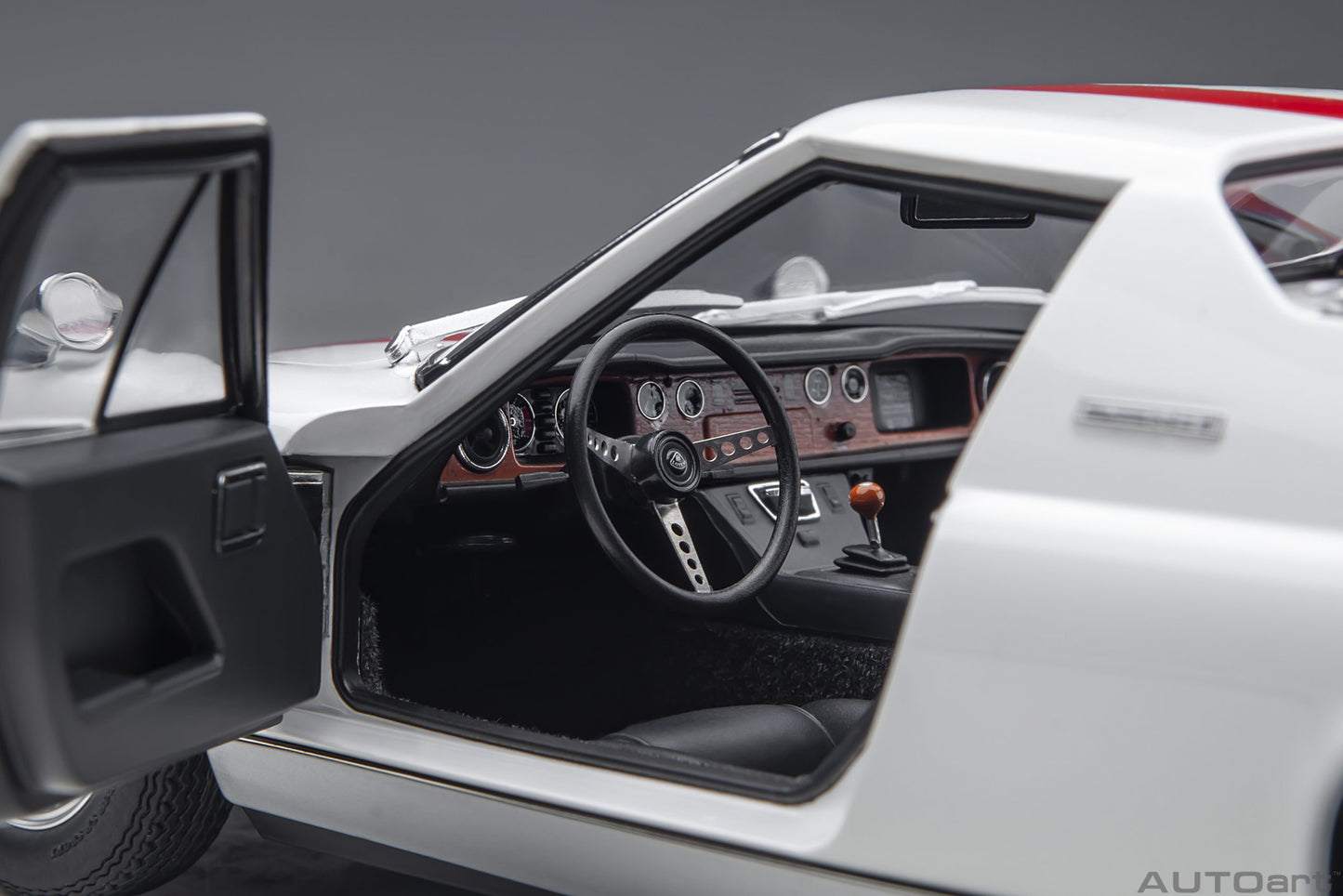 Macheta auto Lotus Europa Special “THE CIRCUIT WOLF” 1:18 AutoArt