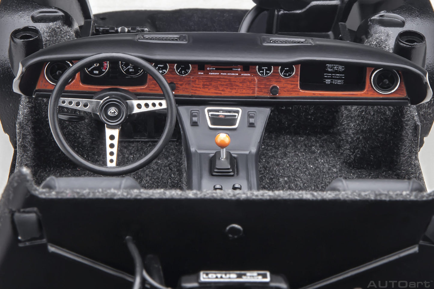 Macheta auto Lotus Europa Special “THE CIRCUIT WOLF” 1:18 AutoArt