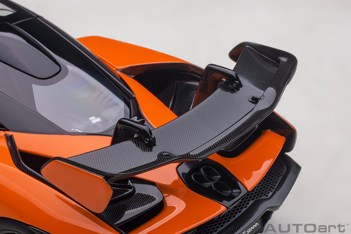 Macheta auto McLaren Senna (2018) 1:18 AutoArt