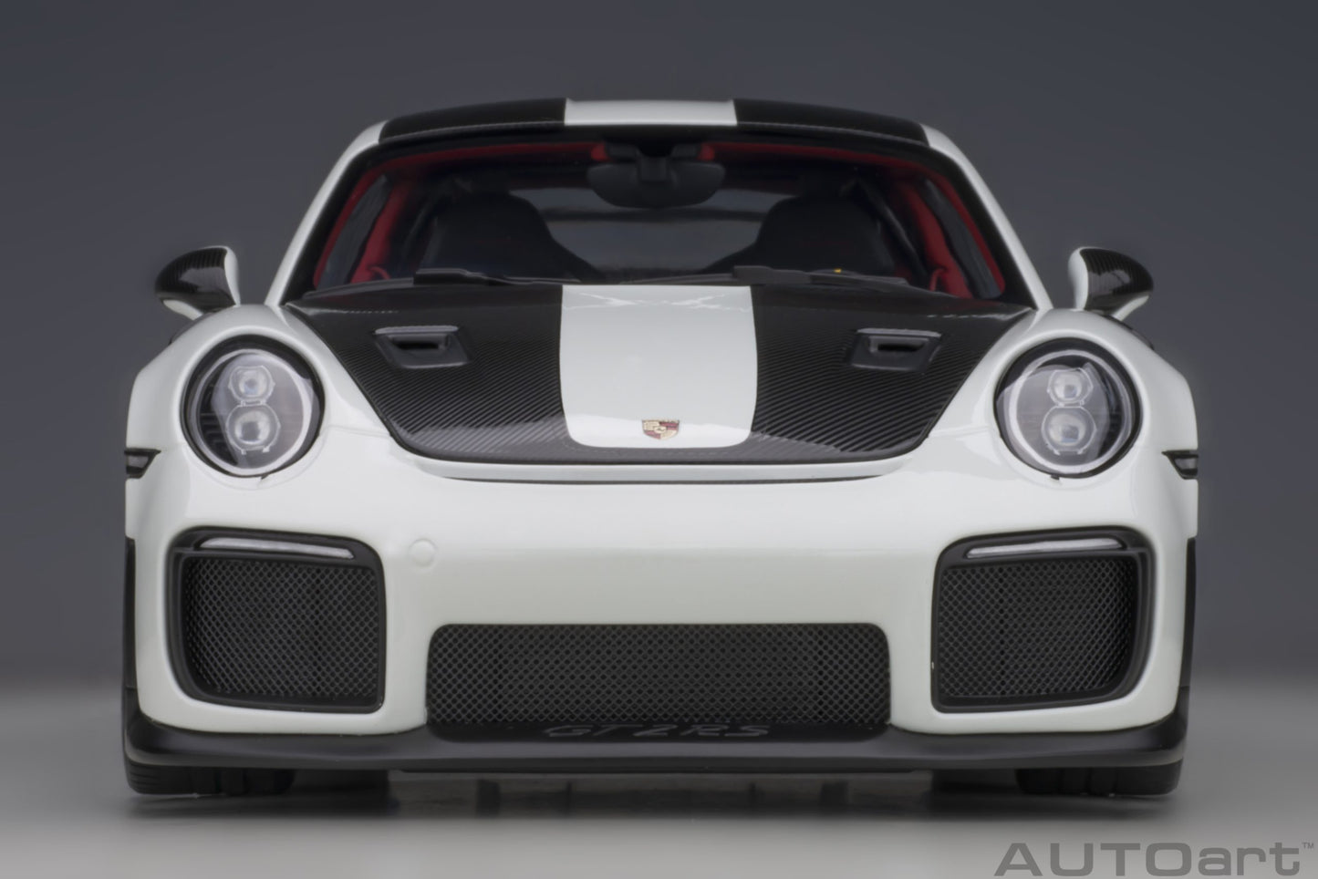 Macheta auto Porsche 911 (991.2) GT2RS Weissach Package (2017) 1:18 AutoArt