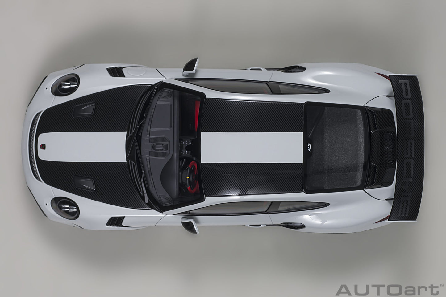 Macheta auto Porsche 911 (991.2) GT2RS Weissach Package (2017) 1:18 AutoArt