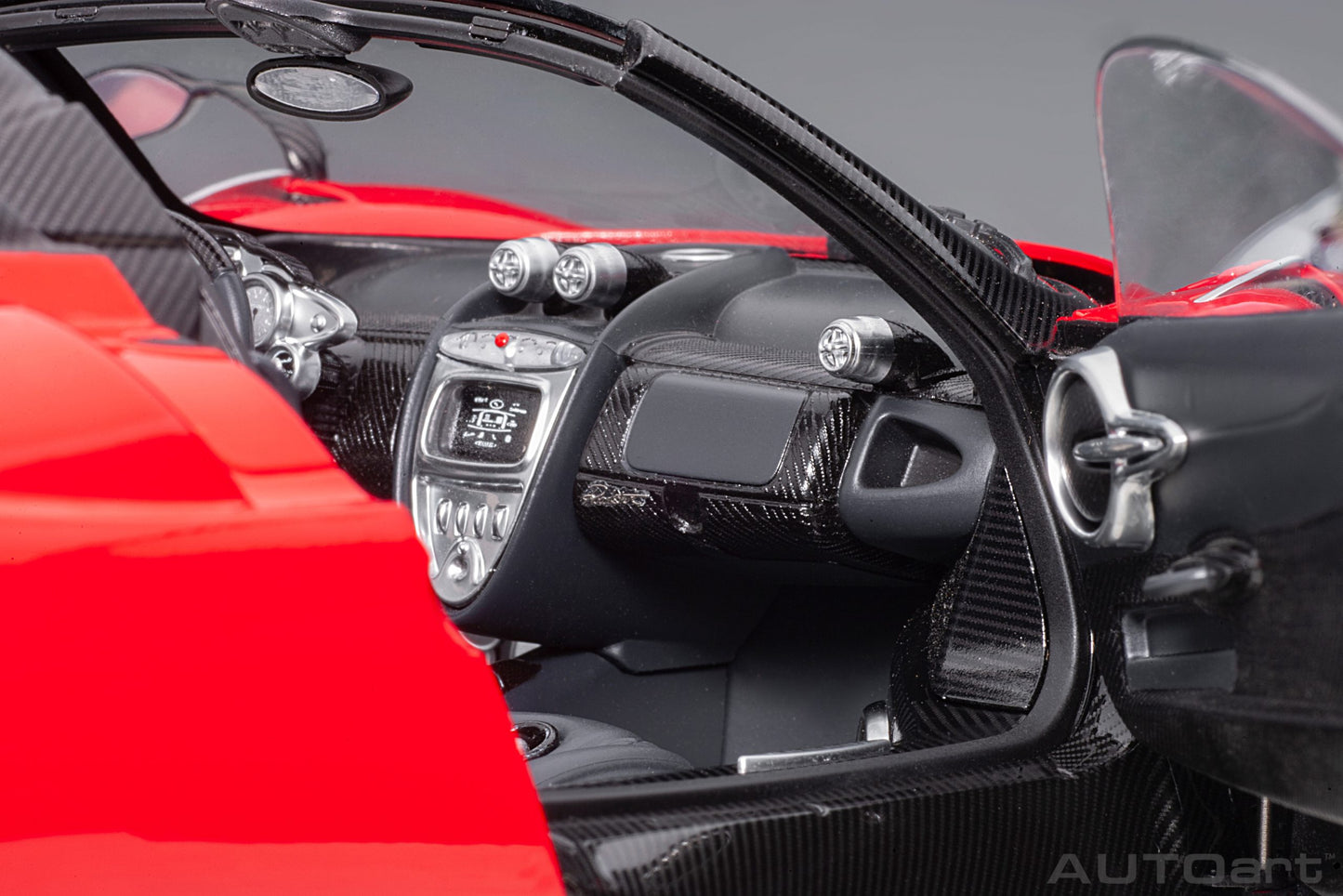 Macheta auto Pagani Huayra Roadster (2017) 1:18 AutoArt
