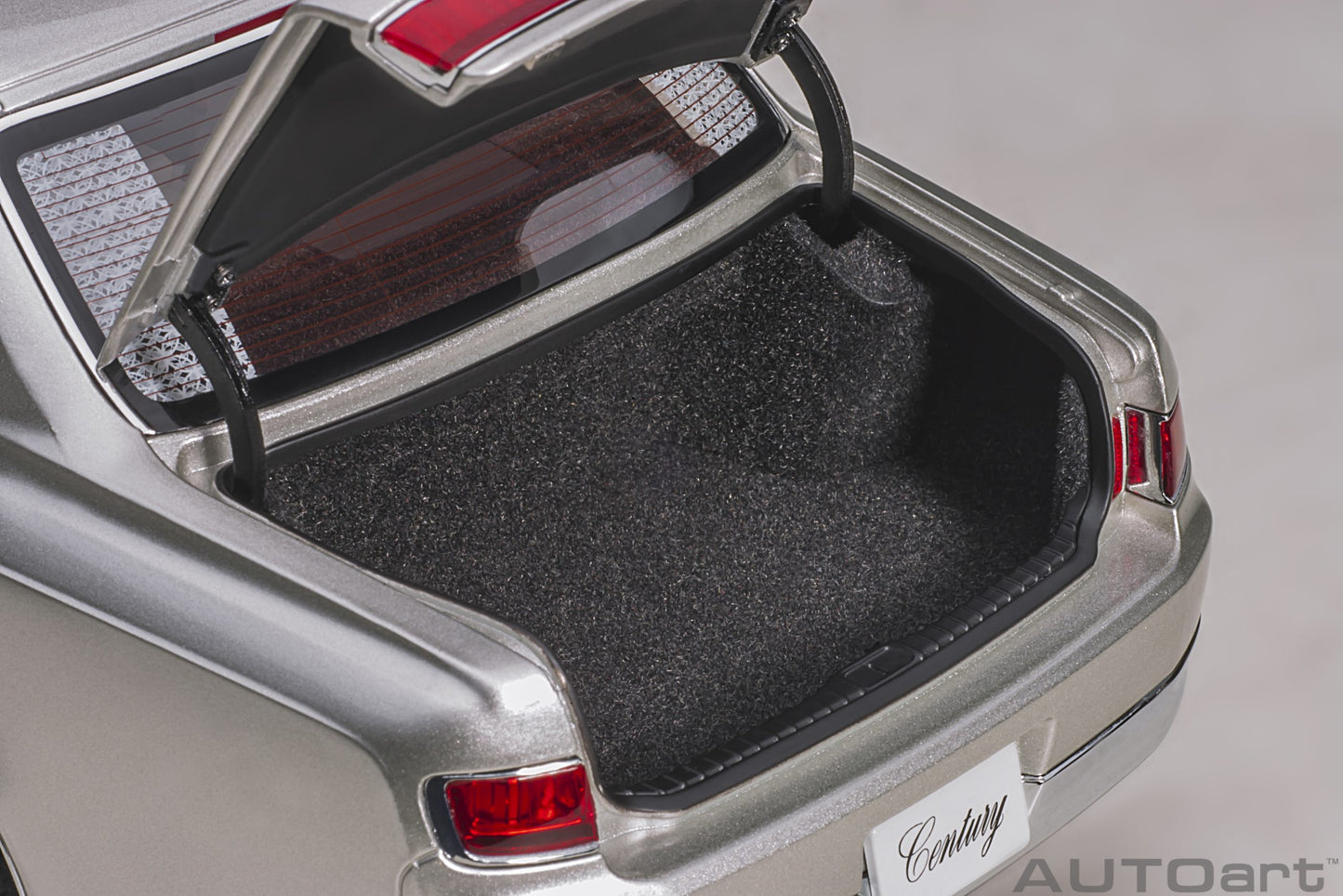 Macheta auto Toyota Century special edition with curtain (2019) 1:18 AutoArt