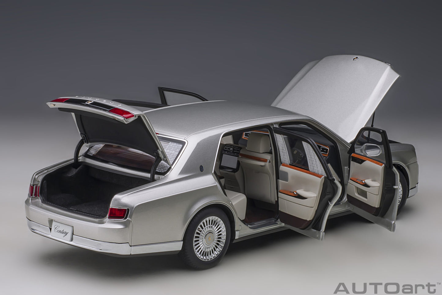 Macheta auto Toyota Century special edition with curtain (2019) 1:18 AutoArt
