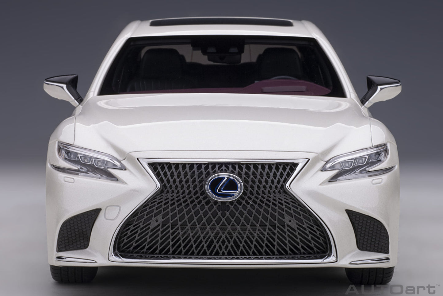 Macheta auto Lexus LS 500H (2018) 1:18 AutoArt