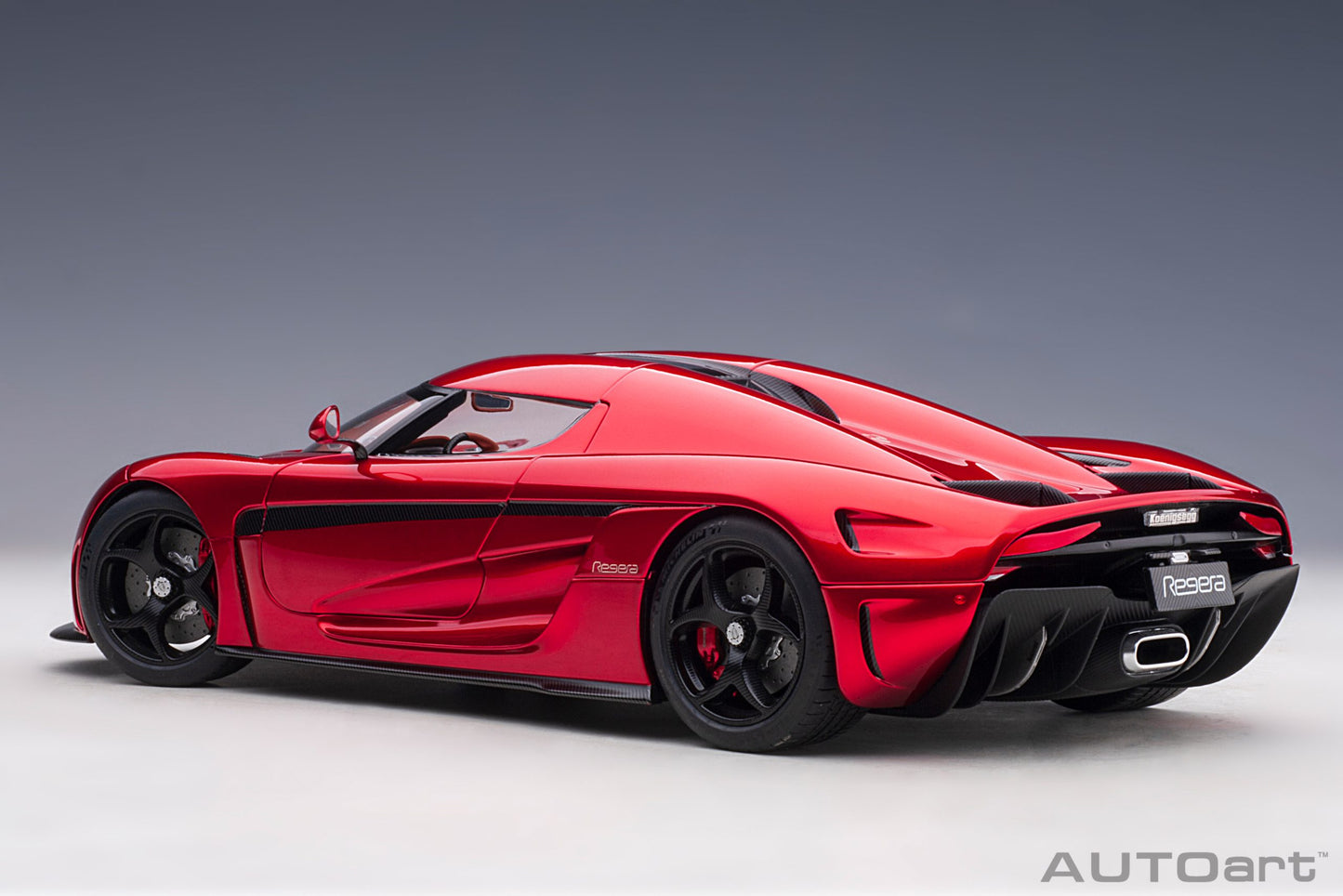 Macheta auto Koenigsegg Regera (2016) 1:18 AutoArt