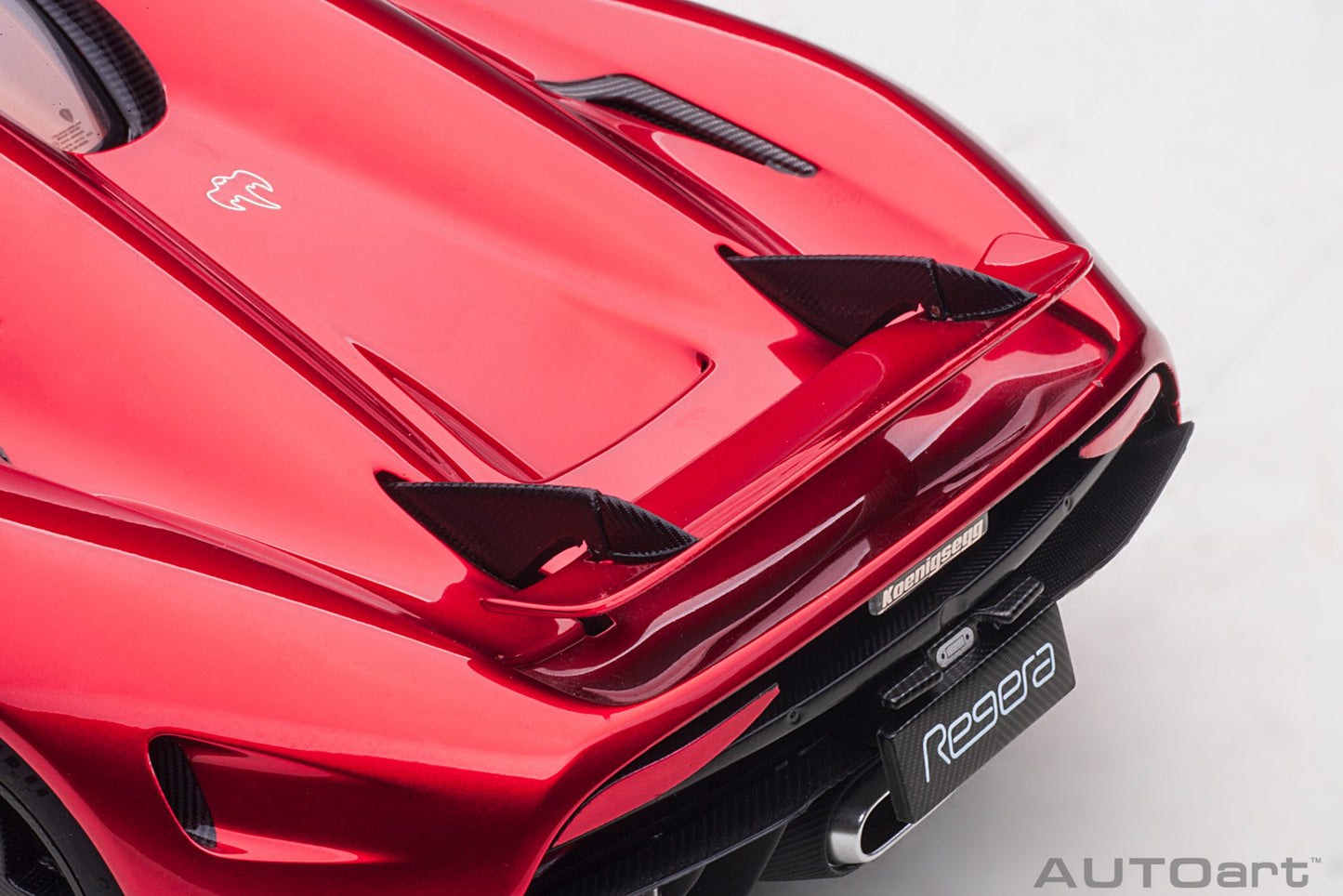 Macheta auto Koenigsegg Regera (2016) 1:18 AutoArt