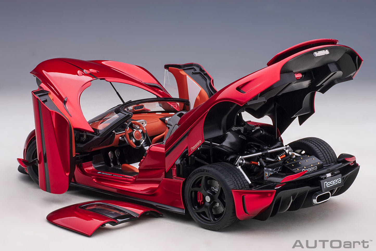 Macheta auto Koenigsegg Regera (2016) 1:18 AutoArt