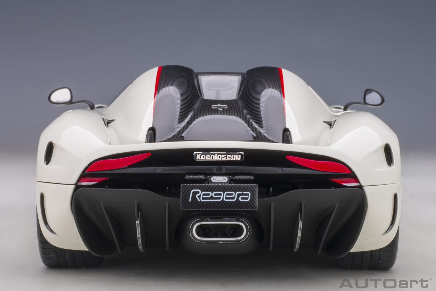 Macheta auto Koenigsegg Regera (2016) 1:18 AutoArt