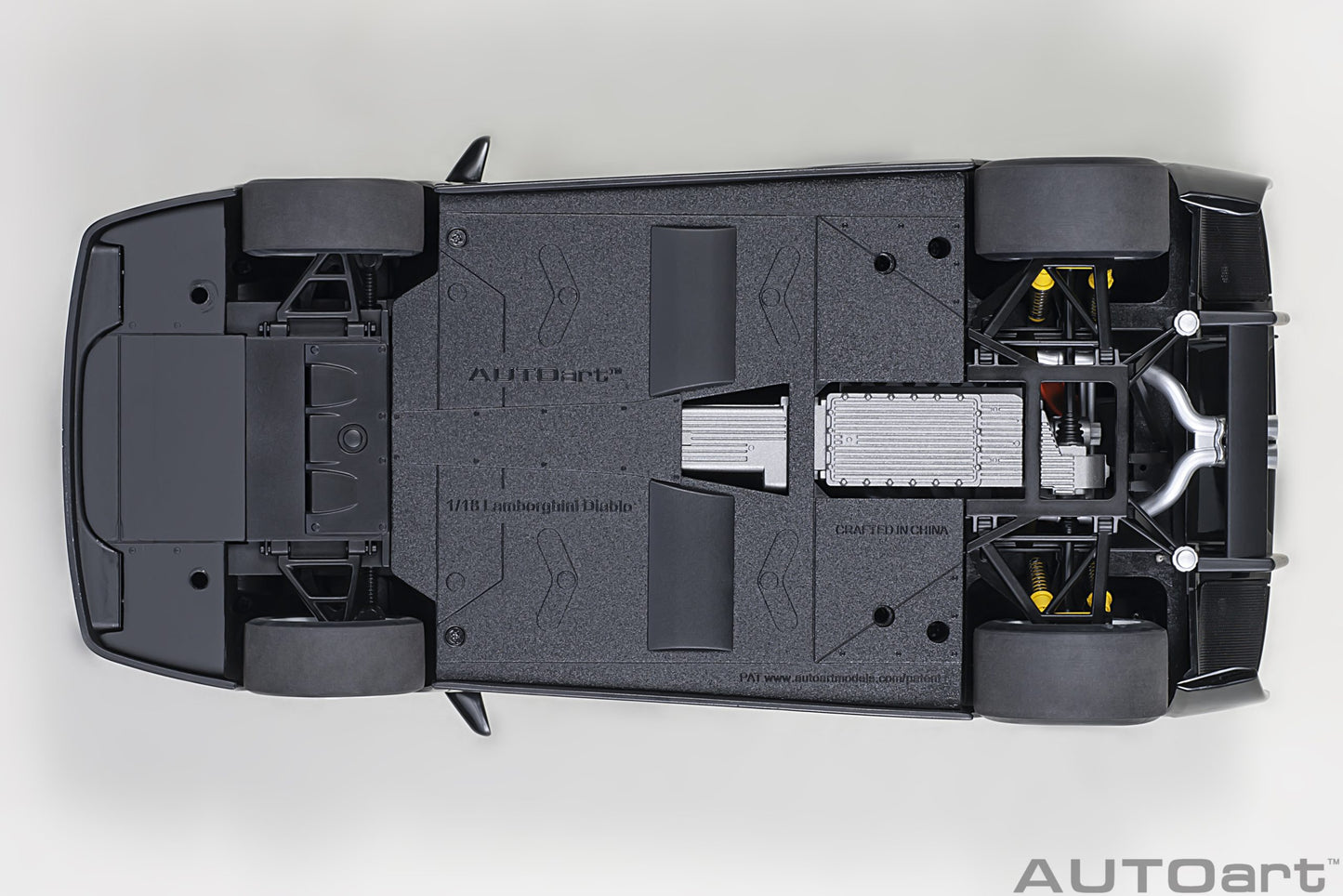 Macheta auto Lamborghini Diablo SV R (1996) 1:18 AutoArt