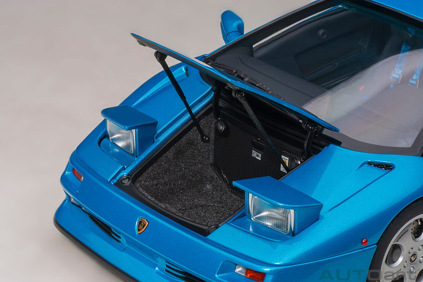 Macheta auto Lamborghini Diablo SE30 (1993) 1:18 AutoArt