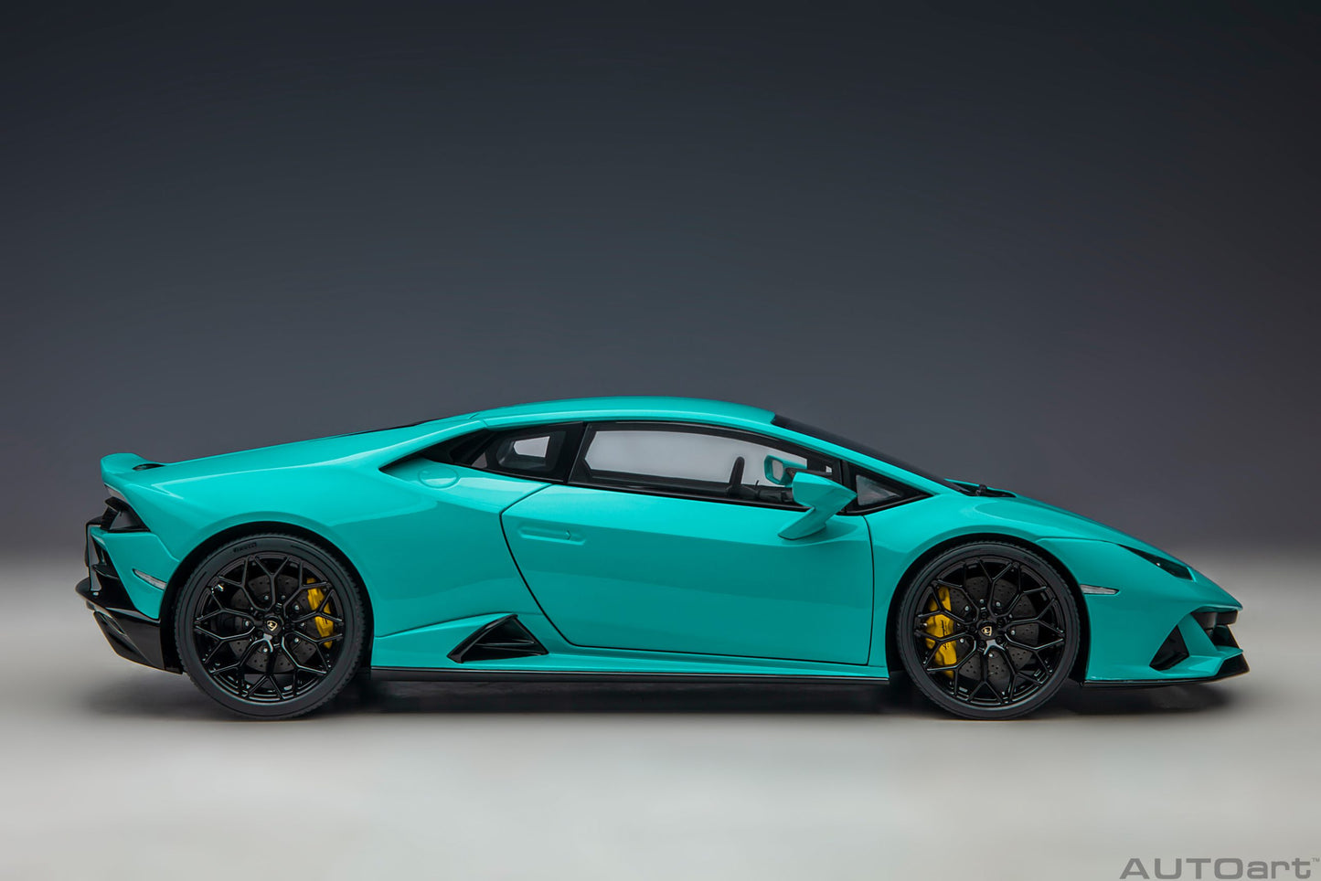 Macheta auto Lamborghini Huracan EVO (2019) 1:18 AutoArt