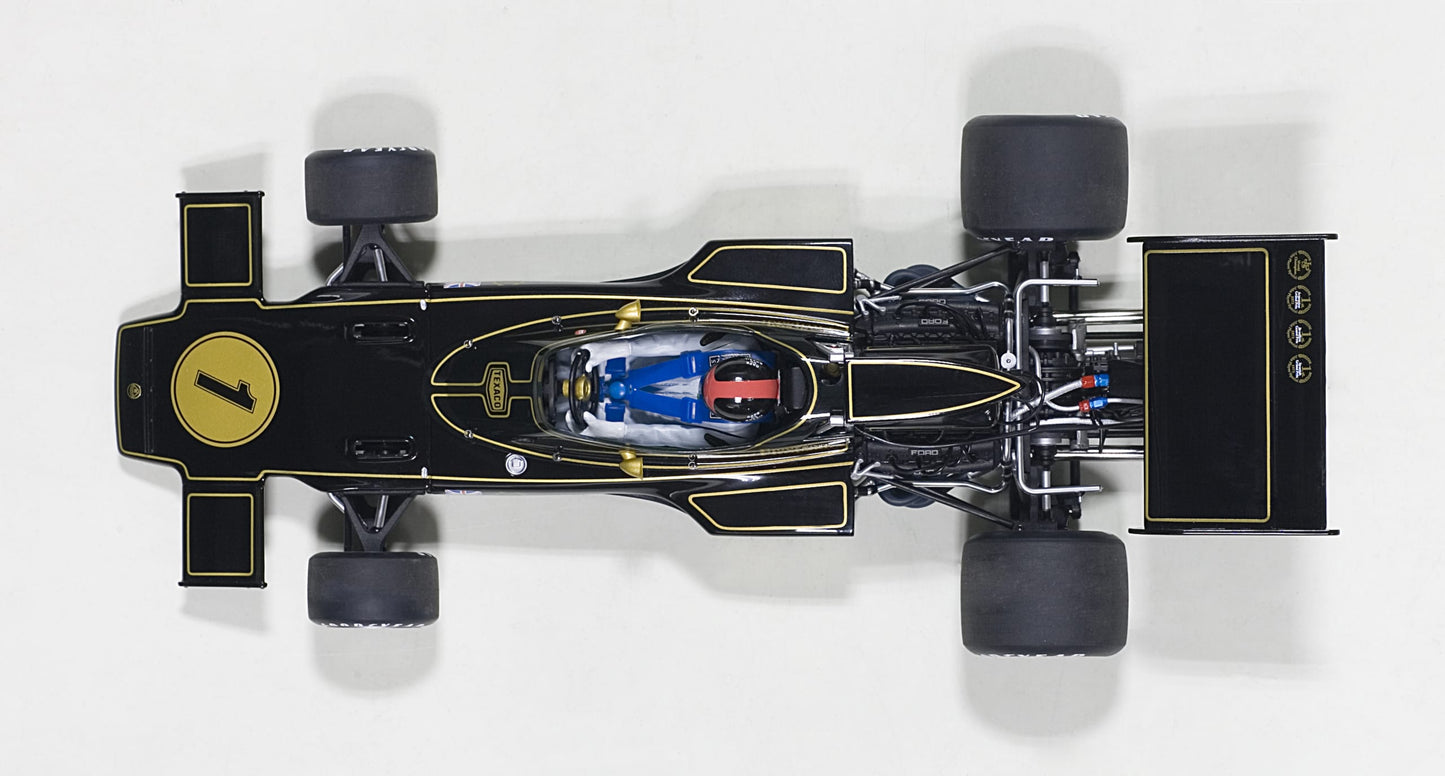 Macheta auto Lotus 72 E F1 1973 E. Fittipaldi #1 (with driver figurine) 1:18 AutoArt