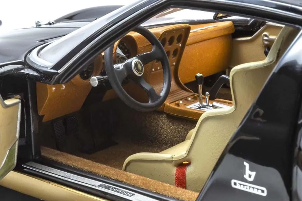 Macheta auto Lamborghini Miura SVR (1974) 1:18 Kyosho