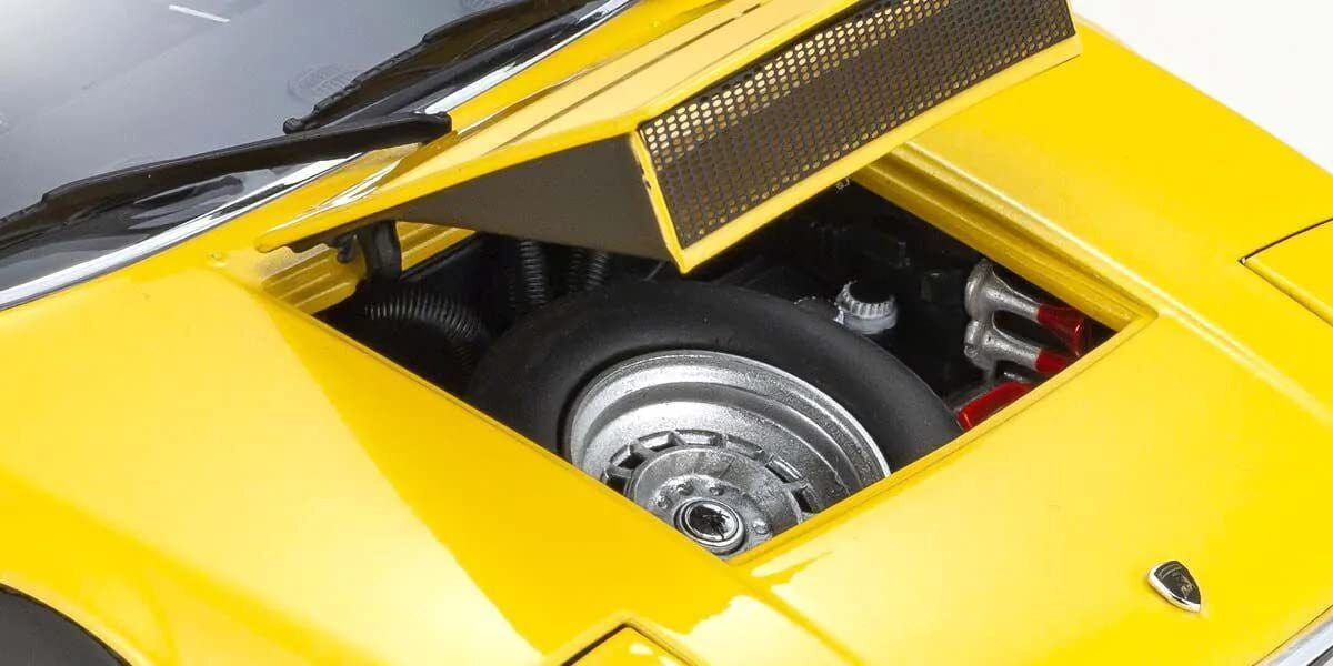 Macheta auto Lamborghini Uraco (1973) 1:18 Kyosho