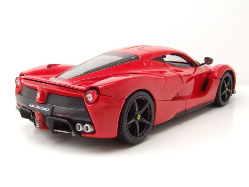 Macheta auto Ferrari La Ferrari 1:18 Bburago