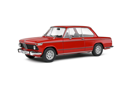 Macheta auto BMW 1602 1971 1:18 Solido