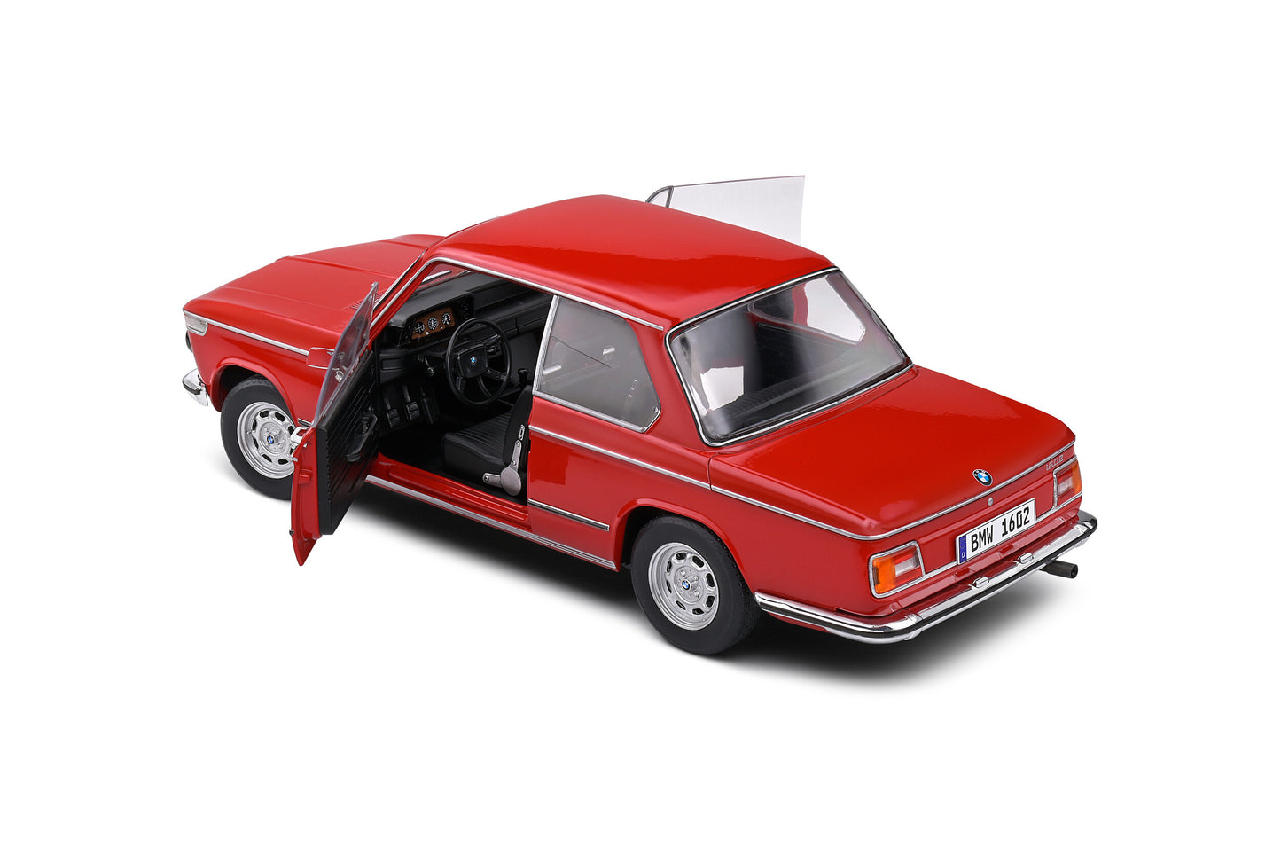 Macheta auto BMW 1602 1971 1:18 Solido