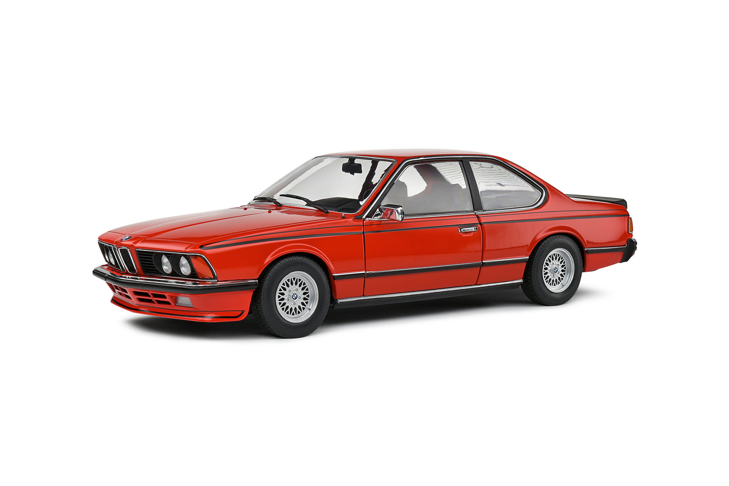 Macheta auto BMW 635 CSI (E24) (1984) 1:18 Solido