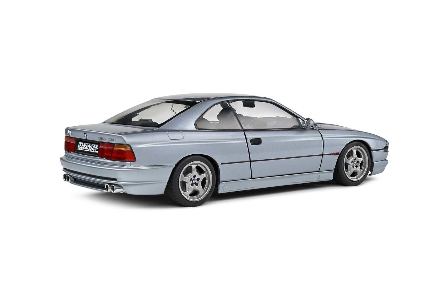 Macheta auto BMW 850 (E31) CSI (1990) 1:18 Solido