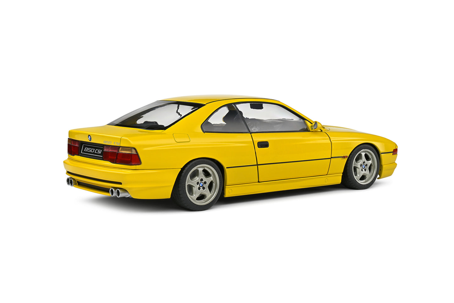 Macheta auto BMW 850 (E31) CSI (1990) 1:18 Solido