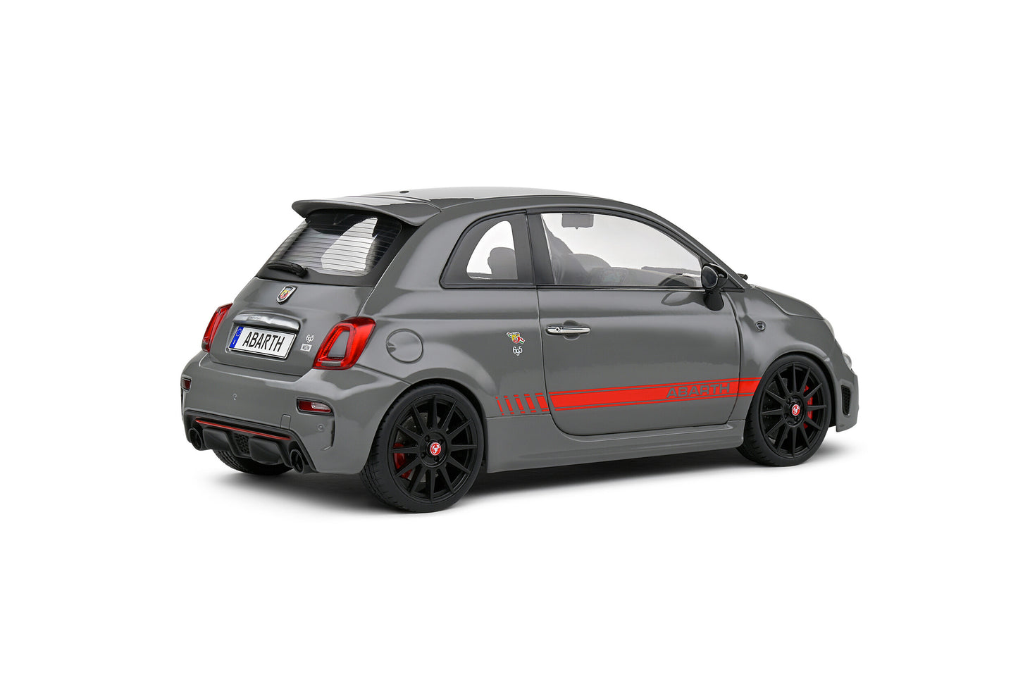 Macheta auto Fiat 695 Abarth XSR Edition Yamaha 2022 1:18 Solido